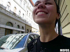 Tchèque, Poupée, Européenne, Bite énorme, Monstre, Nue à poil, De plein air, Public