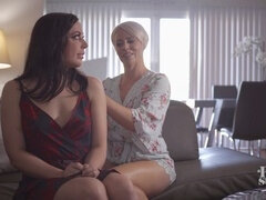 Минет, Брюнетки, Семяизвержение, Оргазм, Реалити, Табу, Сиськи, Подглядывание