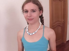 18 ans, Amateur, Sucer une bite, Dingue, Éjaculer dans la bouche, Tir de sperme, Hard, Bizarre