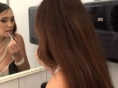 Cuarto de baño, Tetona, Semen en la boca, Garganta profunda, Agujero de la gloria, Pajear, Madres para coger, Chupando