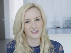 Animadora, Universidad, Corridas faciales, Atragantadas, Masturbación, Nalgadas, Chorro, Adolescente