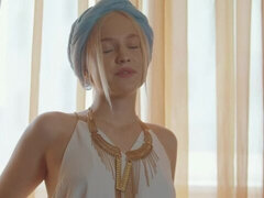 Asombroso, Rubia, Penetracion con dedos, Abierta, Masturbación, Afeitado, Falda, Adolescente