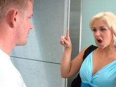 Leie, Grosser schwanz, Blondine, Hundestellung, Milf, Büro, Rasiert, Titten