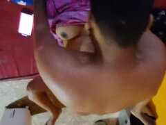 アジア人, 浮気者, 中出し, インド人, 母, 乳首, 馬乗り, ティーン