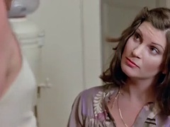 Grosse bite, Sucer une bite, Brunette brune, Poilue, Branlette thaïlandaise, Hard, Orgie, Plan cul à trois