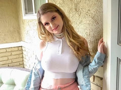 Tetas grandes, Mamada, Estilo perrito, Dominación, Pajear, Tetas naturales, Puta, Adolescente