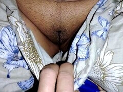 18 jahre, Leie, Tante, Handjob, Selbstgemacht, Indonesisch, Mutti, Stiefmutter