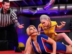 Grosser arsch, Blondine, Süss, Sporthalle, Lesbisch, Masturbation, Milf, Muschi