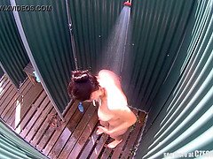 Brunette brune, Tchèque, Mère que j'aimerais baiser, De plein air, Piscine, Réalité, Solo, Voyeur
