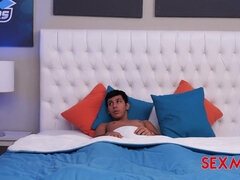 Grote mammen, Broeder, Rondborstig, Latijnse vrouw, Moeder die ik wil neuken, Natuurlijke tieten, Tieten likken