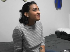 Gode, Faciale, Groupe, Fête, Piercing, Fessée, Tatouage, Adolescente