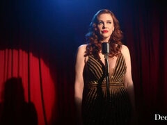 Gros seins, Bondage, En levrette, Faciale, Branlette thaïlandaise, Rousse roux, Chevaucher, Plan cul à trois