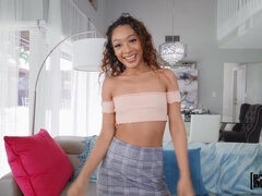 Morena, Falda, Sexo soft