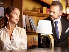 Gros cul, Grosse bite, Gros seins, Blonde, Sucer une bite, En levrette, Hôtel