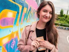 Gros cul, Grosse bite, Gros seins, Sucer une bite, Brunette brune, En levrette, Argent, De plein air