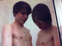 Teens 18+ - In Shower