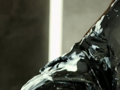 Braunhaarige, Latex, Natürlich, Natürlichen titten, Strumpfhose, Solo, Ablutschen, Titten
