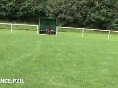 Leie, Arsch, Französisch, Nackt, Im freien, Muschi, Flotter dreier, Titten