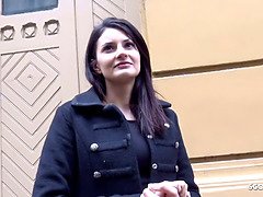 Audition, Brunette brune, Tir de sperme, En levrette, Allemand, Hard, Maigrichonne, Adolescente