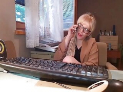 Блондинки, Минет, Сперма во рту, Семяизвержение, Женщины, Милф, Секретарша, Сербки