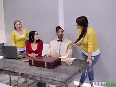 Besamung, Kehlenfick, Fingern, Hd, Orgasmus, Dürr, Hintern versohlen, Titten