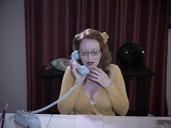 Gros seins, Érotique, Rousse roux, Secrétaire, Nénés