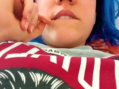 Konturen der schamlippen, Hochschule, Masturbation, Zierlich, Muschi, Solo, Strümpfe, Eng