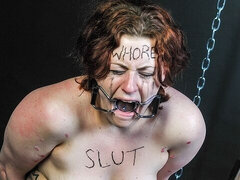 Gros cul, Gros seins, Bondage, Petit ami, Humiliation, Douleur, Rousse roux, Cheveux courts