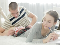 Большая жопа, Большой член, Минет, Брюнетки, Натуральные сиськи, Киски, Короткая стрижка, Молоденькие