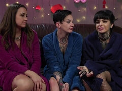 Chanel Preston, Leigh Raven & Nikki Hearts - kinky lesbian threesome, natural tits vs big fake tits