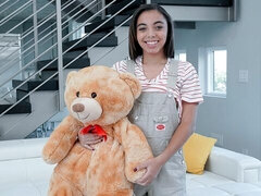 Kinderoppas, Slaapkamer, Grote lul, Pijpbeurt, Hondjeshouding, Zwart, Interraciaal, Likken