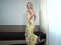 Rubia, Tacones, Bragas, Pezones inflados, Coño, Afeitado