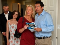 Grosser arsch, Blasen, Braunhaarige, Handjob, Hardcore, Lecken, Höschen, Jungendliche (18+)