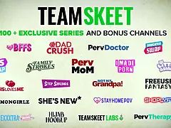 18 jaar, Grote lul, Pijpbeurt, Schattig, Masker, Roodharige vrouw, Tatoeage, Tiener