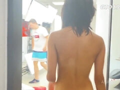 Gros seins, Noire, Brunette brune, Faciale, Groupe, Hd, Pisser, Avaler