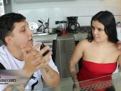 18 ans, Américain, Tante, Sucer une bite, Indienne, Chatte, Espagnole, Belle mère