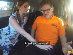 Amateur, Voiture, Grossier, Faciale, Doigter, De plein air, Pov, Rousse roux