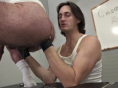 Amateur, Anal, Cul, Pénétrer avec le poing, Homosexuelle, Lunettes, Gants, Poilue