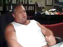 Chunky daddy stroking and cumming
