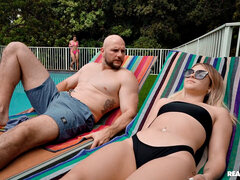 Sucer une bite, Queue, Embrassement, Léchez, De plein air, Piscine, Chatte, Nénés