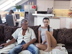 Schönheit, Blasen, Braunhaarige, Geschnappt, Papi, Masturbation, Rasiert, Jungendliche (18+)