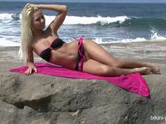 Plage, Beauté, Bikini, Blonde, Tchèque, Masturbation, Orgasme, De plein air