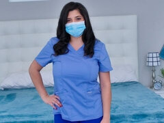 Wohlbeleibte schöne frauen, Grosser arsch, Grosse titten, Blasen, Braunhaarige, Süss, Handjob, Krankenschwester