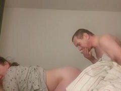 Cul à la bouche, Gros cul, Sucer une bite, Couple, Fait maison, Mature, Petite femme, Jarretelles