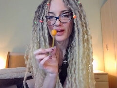 Enthousiasteling, Bondage discipline sadomasochisme, Blond, Voeten, Fetisj, Frans, Vernedering, Moeder die ik wil neuken