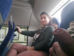 Leie, Grosse titten, Bus, Schwanz, Handjob, Milf, Öffentlich, Titten