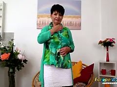 Grote mammen, Vrouw, Hd, Masturbatie, Rijpe lesbienne, Moeder, Naakt, Alleen