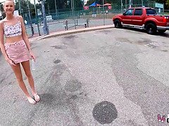 Athena Heart's public audition: rough sex, bubble butt, and moaning in public!