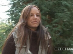 お尻, ブロンド, フェラチオ, 手コキする, なめる, 淫乱熟女, オマンコ, タトゥー