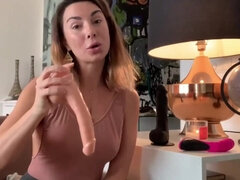 MILF Explains How To Make Her Cum With Your Dick SIZE SHAPE